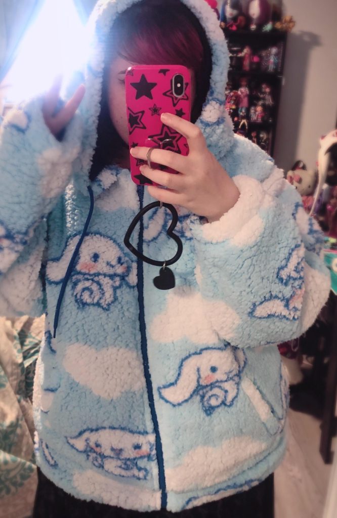 Hot topic hoodies: Embracing Pop Culture & Alternative Fashion
