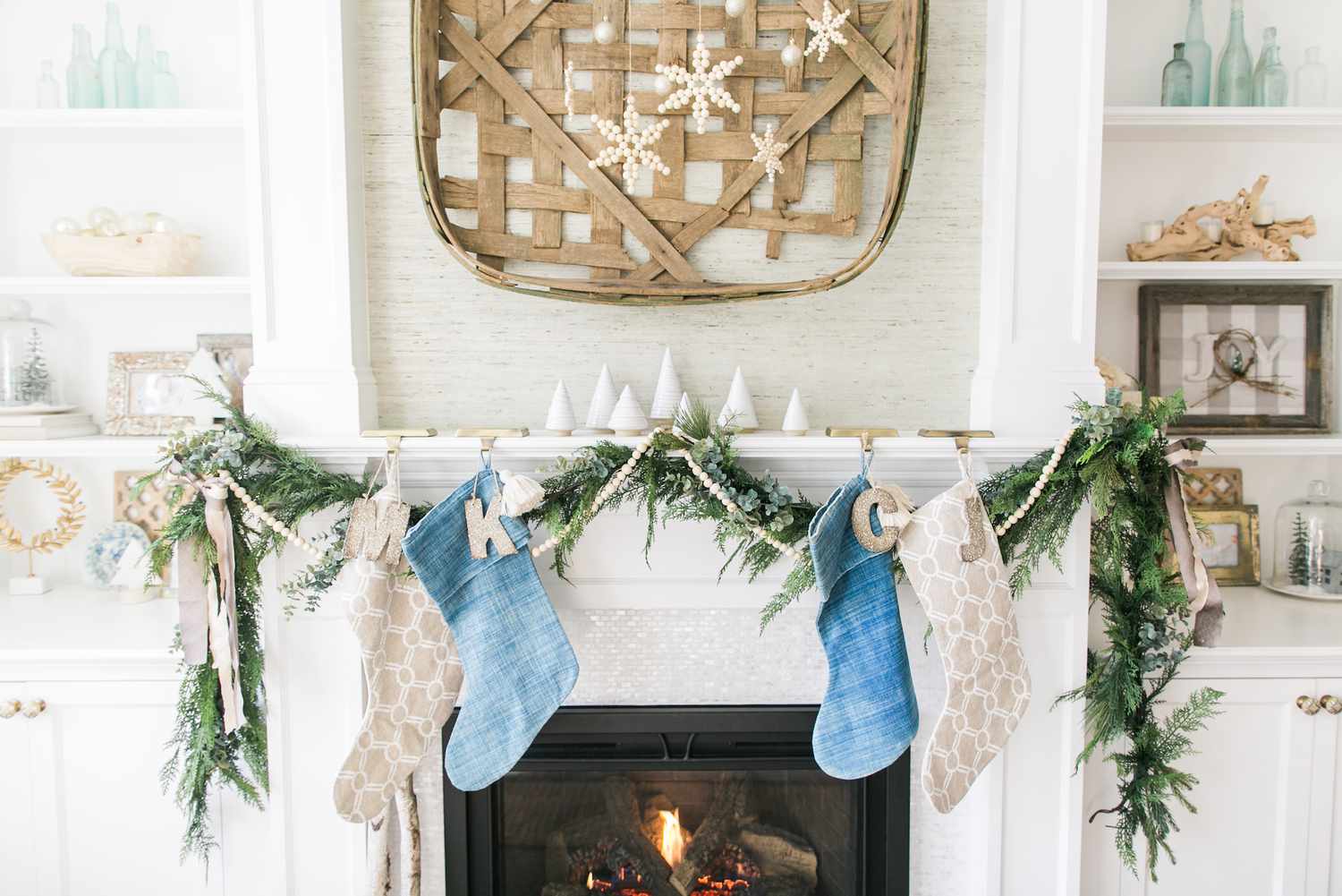 Deck the Halls in Blue: A Cool and Sophisticated Christmas