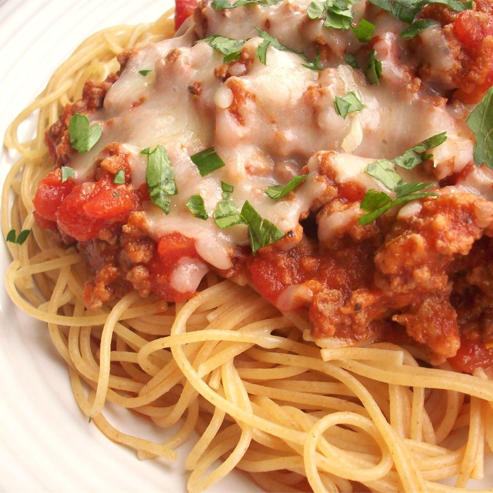 Spaghetti with Sausage: A Culinary Symphony of Flavors