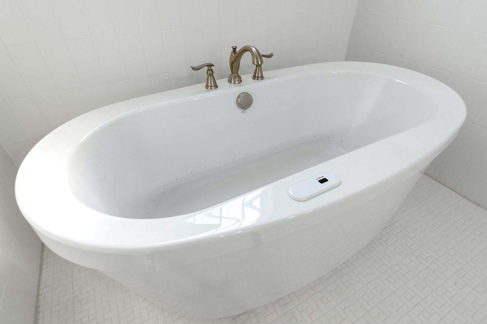 DIY Repair: Stop Your Bathtub Faucet from Leaking