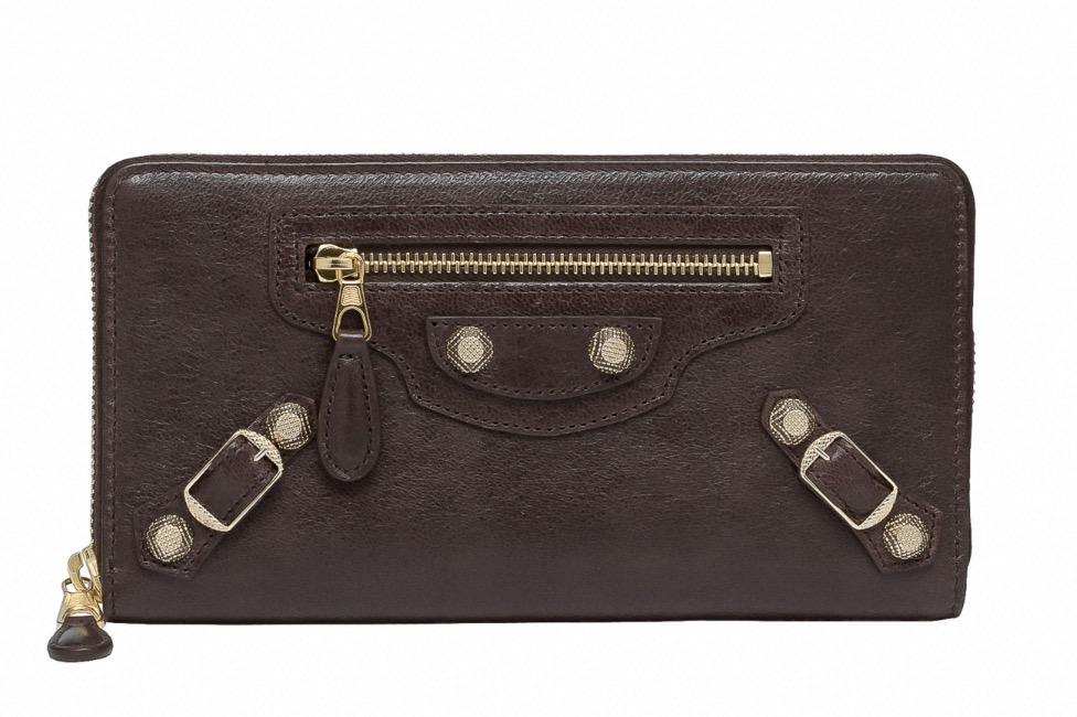 Balenciaga Wallets: Fashion Meets Functionality