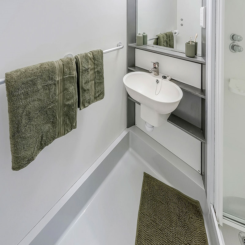 Ensuite Bathroom vs. Private Bathroom: What’s the Difference?