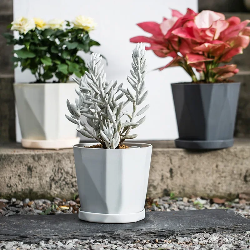 Essential Steps on How to Clean Flower Pots for Vibrant Plant Life