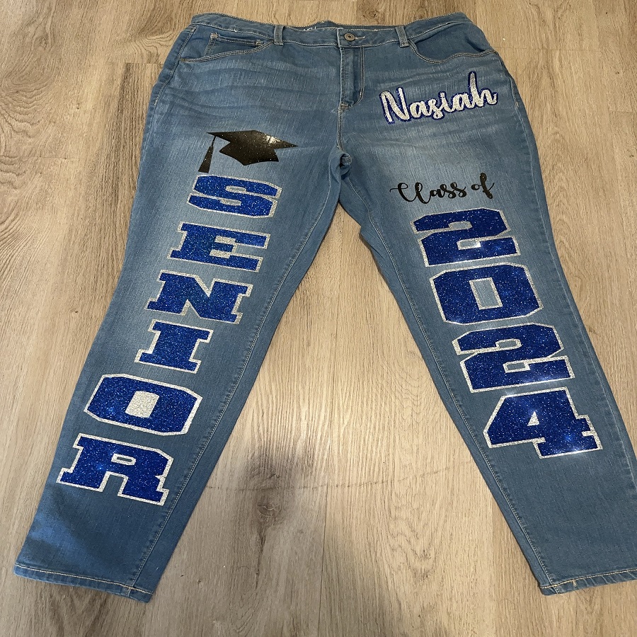 Stylish Senior Jeans Trends for 2024