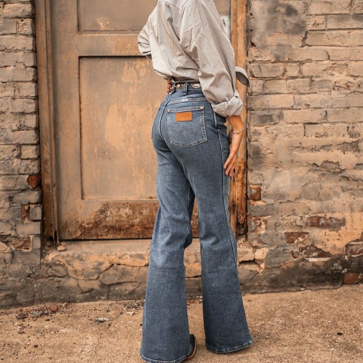 comfortable bootcut jeans