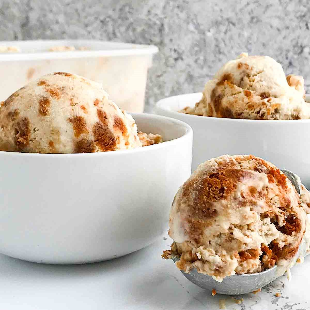 Delicious and Easy Ice Cream Recipe for Ice Cream Maker
