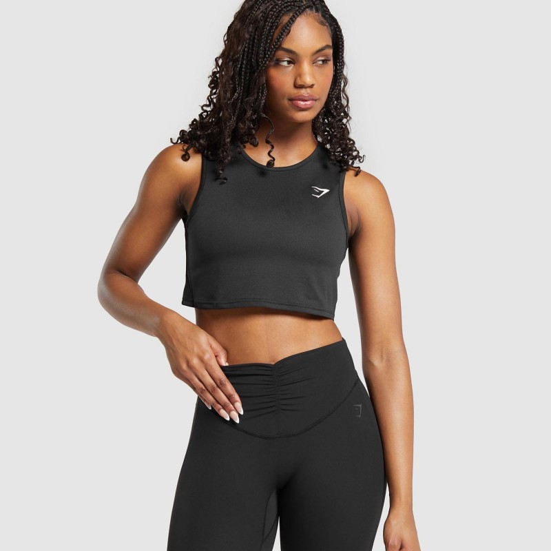 Guide to Women’s Athletic Tops: Styles, Benefits, and Trends