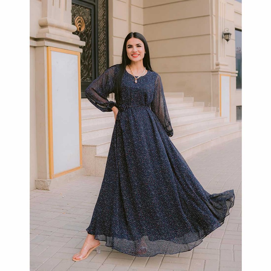 Long Maxi Dresses: Style Tips, Fabric Choices, and Accessories