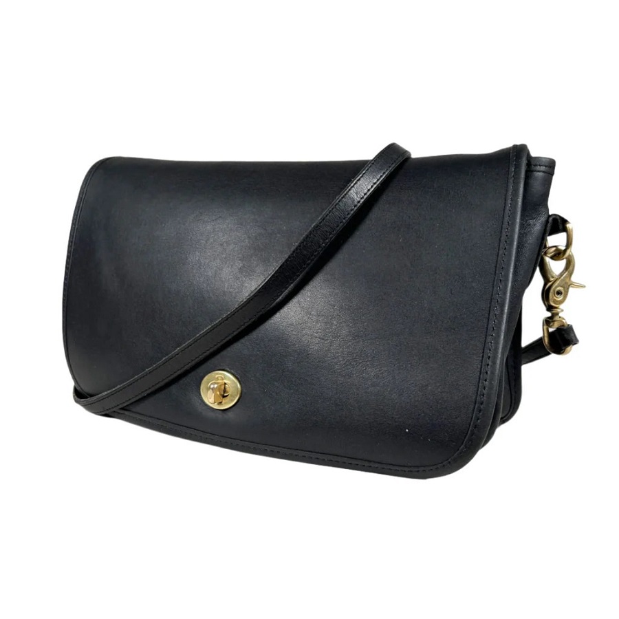 Reviving Classic Elegance: Choosing Vintage Coach Purse