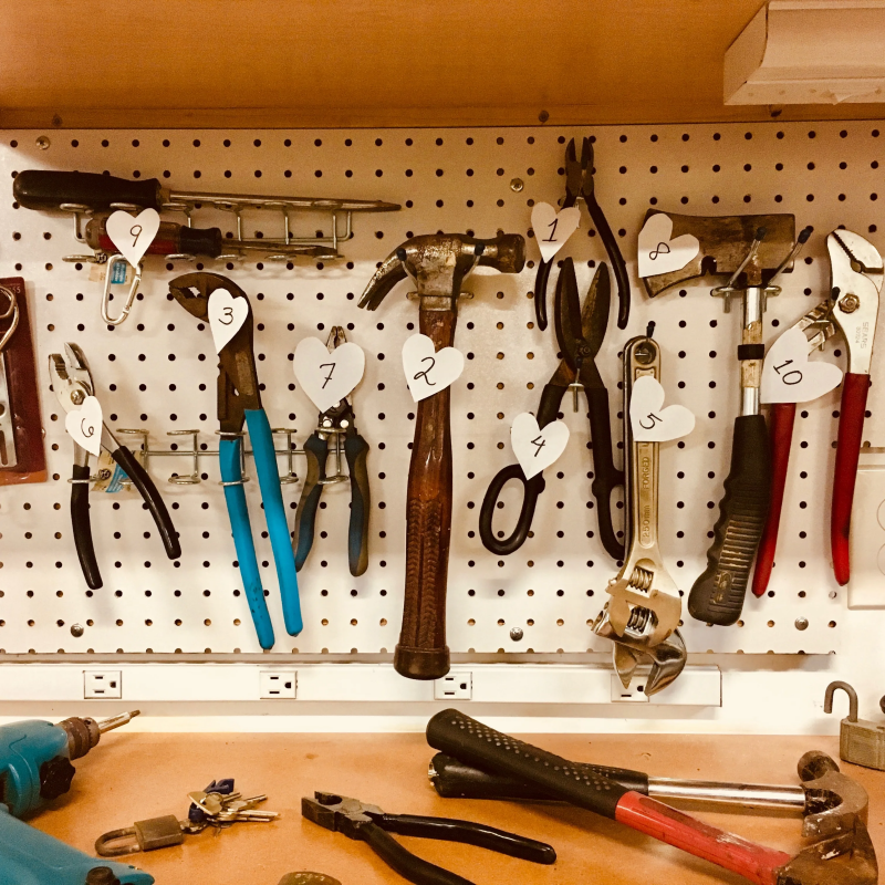 Discovering Lightweight Hand Tools for Work: Efficiency