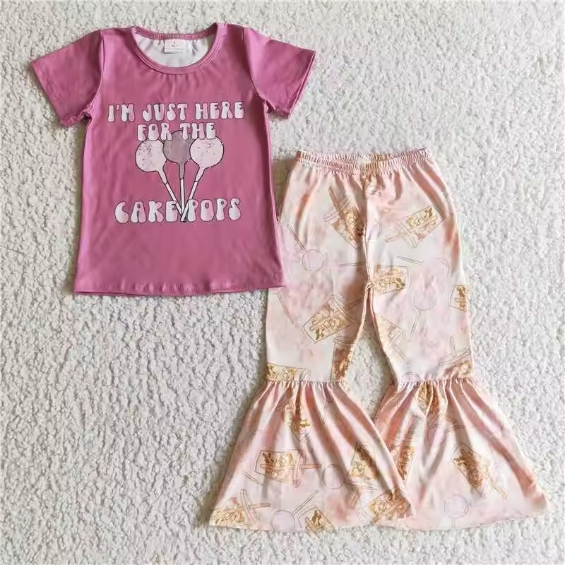The latest trends in baby girl boutique clothing capture the essence of childhood whimsy while offering modernity and comfort.
