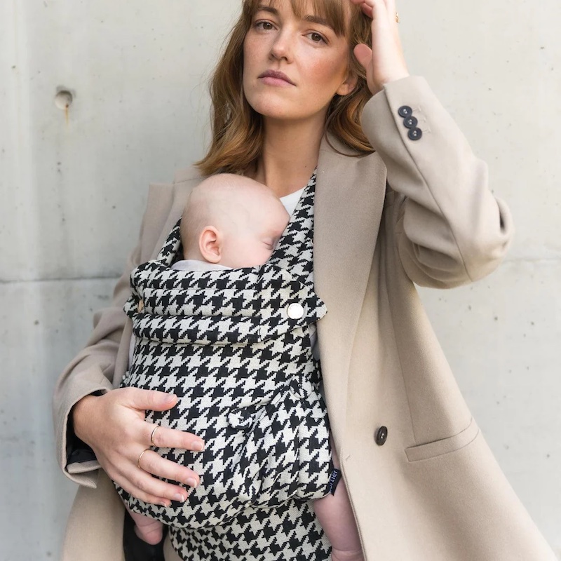 houndstooth baby carrier