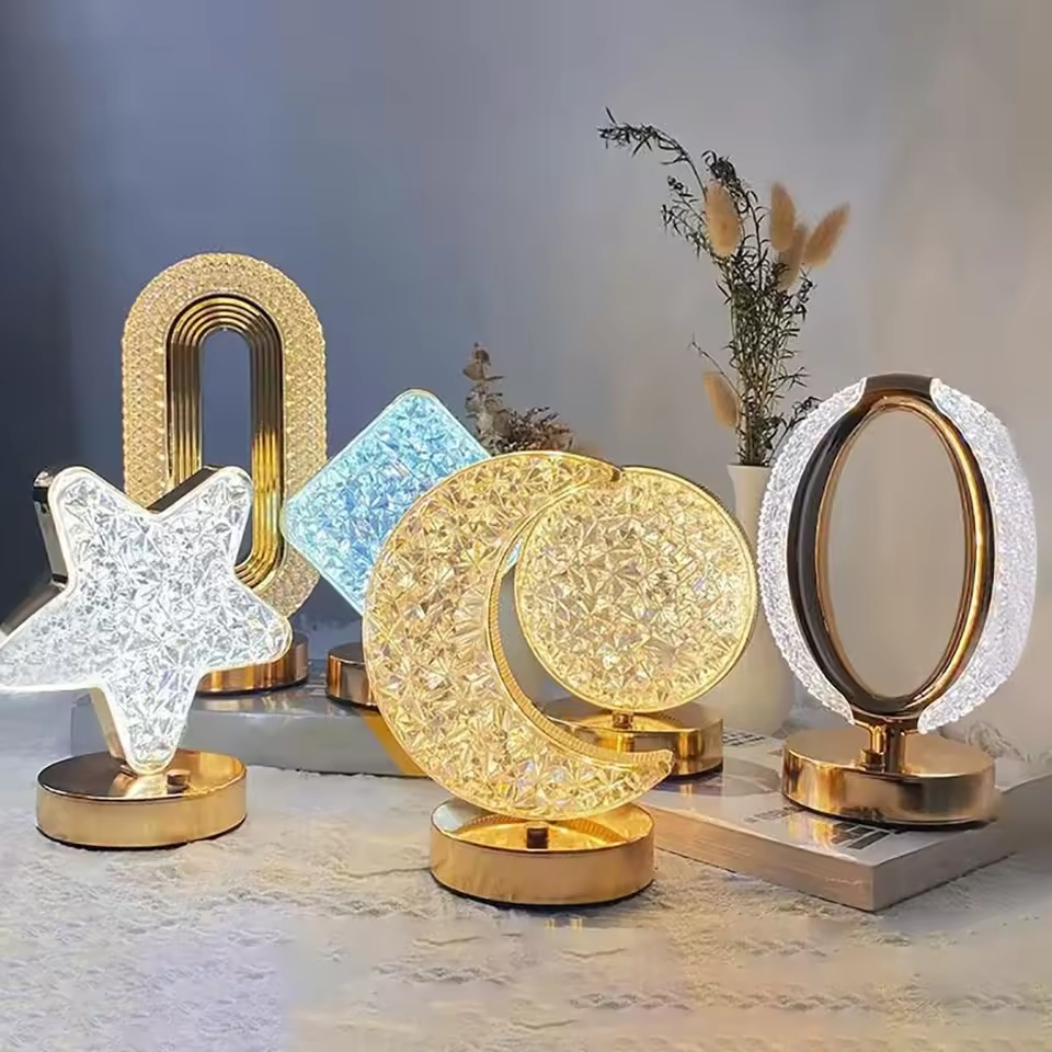 Table lamps for living room modern aesthetics play a pivotal role.