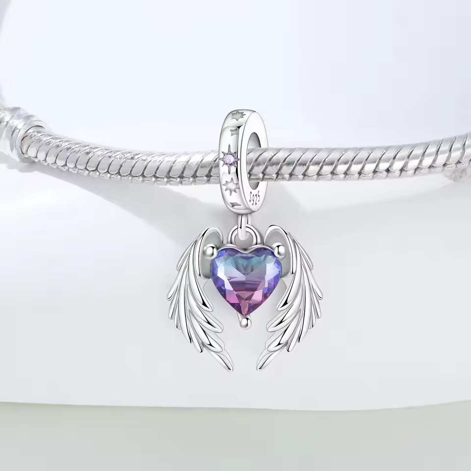 The 925 stamp on jewelry holds significant meaning. It represents the purity and composition of sterling silver, a widely used material for crafting high-quality jewelry.