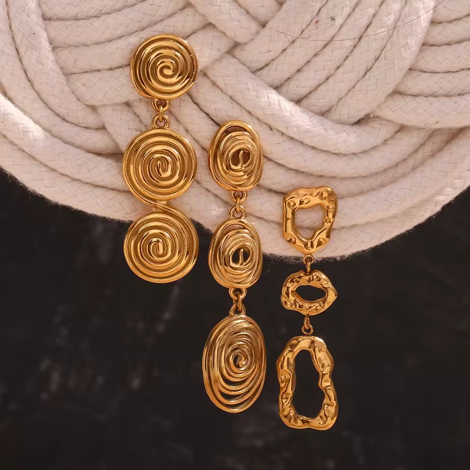 Fingerprint jewelry has a unique and touching history.