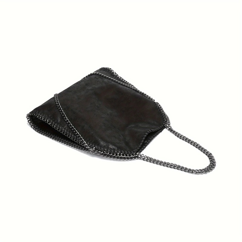 Styling Tips: How to Style with a Black Handbag