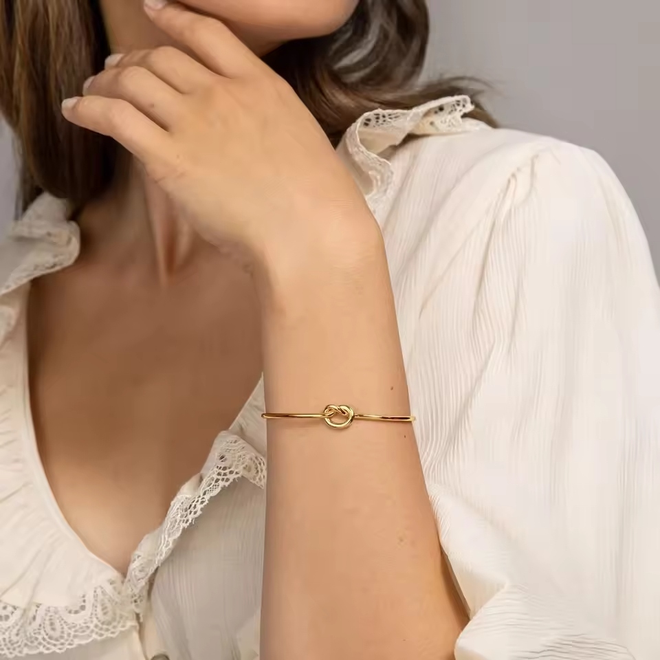 Forever Jewelry: Timeless Beauty Explained